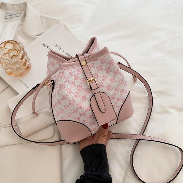 evening bags patchwork bucket leather crossbody for women autumn shoulder bag large capacity handbag ladies travel
evening bags patchwork bucket leather crossbody for women autumn shoulder bag large capacity handbag ladies travel