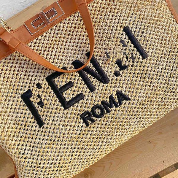 design purse summer beach bag women's hand woven large capacity single shoulder straw tote bag
design purse summer beach bag women's hand woven large capacity single shoulder straw tote bag