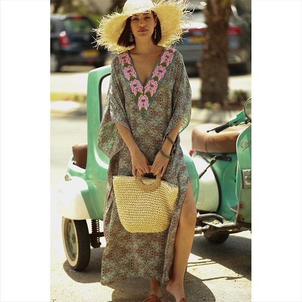 v neck bohemian printed women dress batwing sleeve side split long summer beach tunic beachwear kaftan sarongs n1241, Black;gray
v neck bohemian printed women dress batwing sleeve side split long summer beach tunic beachwear kaftan sarongs n1241, Black;gray