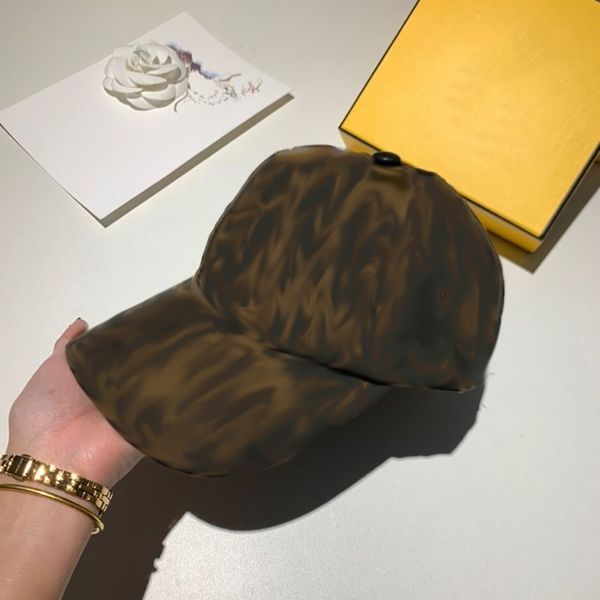 designer hats spring and autumn street trendsetter baseball cap summer casual versatile sun hat with letter logo lf2, Blue;gray
designer hats spring and autumn street trendsetter baseball cap summer casual versatile sun hat with letter logo lf2, Blue;gray