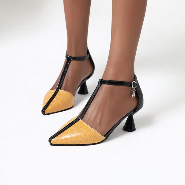 sandals 2021 the listing women's t-strap pointed toe spike heels snake-print buckle strap pumps fashion mature shoes, Black
sandals 2021 the listing women's t-strap pointed toe spike heels snake-print buckle strap pumps fashion mature shoes, Black