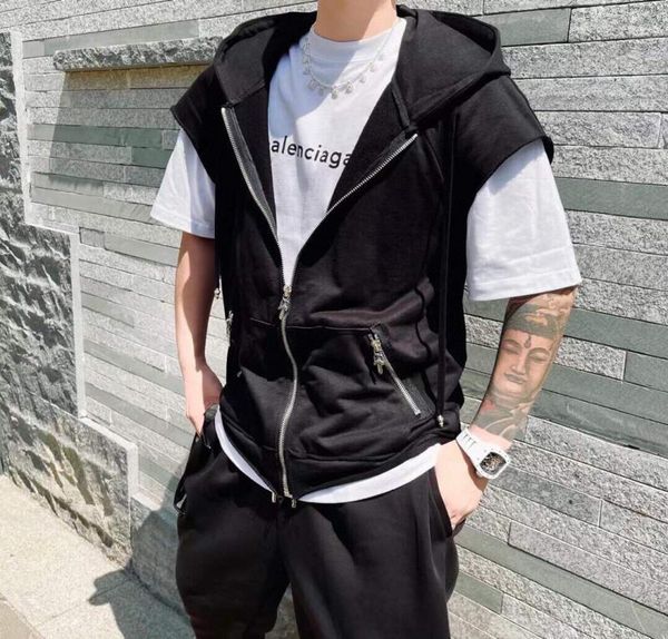 2021 new leather patchwork cross embroidered men's and women's zipper cardigan casual hooded vest, White;black
2021 new leather patchwork cross embroidered men's and women's zipper cardigan casual hooded vest, White;black