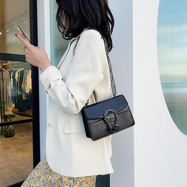 factory outlet women handbag street trend crocodile leather chain bag retro leathers messenger bags joker atmosphere stone womens shoulder h, Black;red
factory outlet women handbag street trend crocodile leather chain bag retro leathers messenger bags joker atmosphere stone womens shoulder h, Black;red