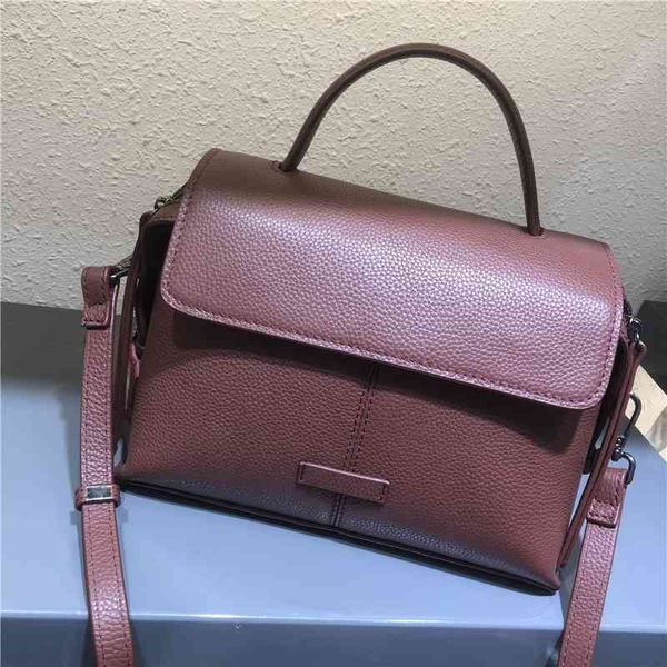 women luxurys designers bags 2021 korean version the same head leather simple cover designer handbag handbags totes crossbody bag
women luxurys designers bags 2021 korean version the same head leather simple cover designer handbag handbags totes crossbody bag