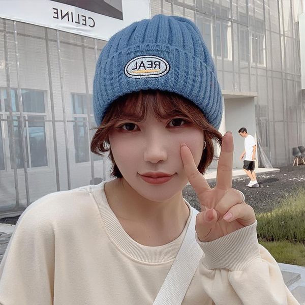 beanies niche labeling knitted woolen hat women autumn and winter letters casual wild face small warm hood
beanies niche labeling knitted woolen hat women autumn and winter letters casual wild face small warm hood