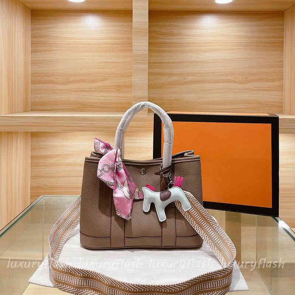 2022 designer bags strap designers garden bag 30cm women handbags luxurys large capacity party tote 2022 crossbody shoulder kellies
2022 designer bags strap designers garden bag 30cm women handbags luxurys large capacity party tote 2022 crossbody shoulder kellies