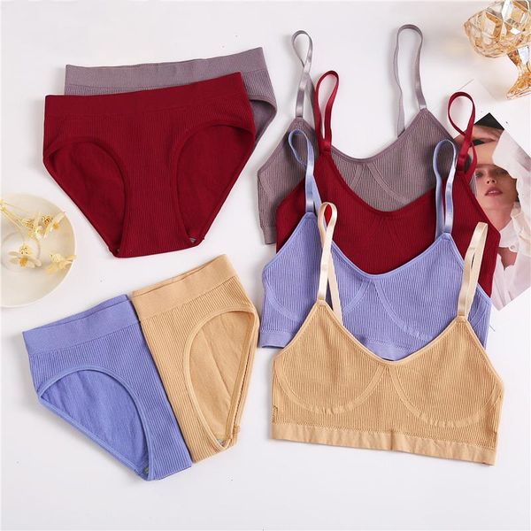 2pcs set women seamless bra panties stretch sport thong briefs style panty bralette crop intimates lingerie, Red;black
2pcs set women seamless bra panties stretch sport thong briefs style panty bralette crop intimates lingerie, Red;black