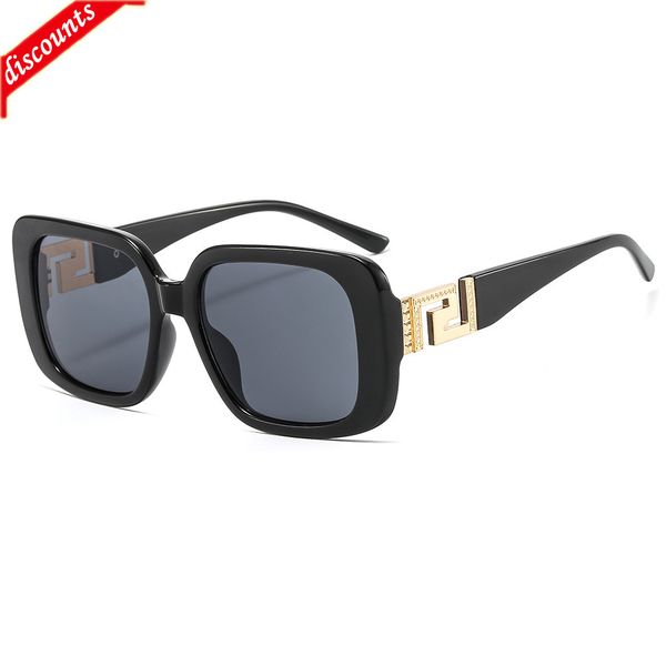 men's women's fashion trend brand sunglasses wholesale new identical box personalized f, White;black
men's women's fashion trend brand sunglasses wholesale new identical box personalized f, White;black