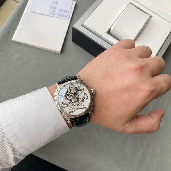 high-end luxury watch 925 pure silver hand-carved with shanghai 7750 movement sapphire crystal glass mirror, Slivery;brown
high-end luxury watch 925 pure silver hand-carved with shanghai 7750 movement sapphire crystal glass mirror, Slivery;brown