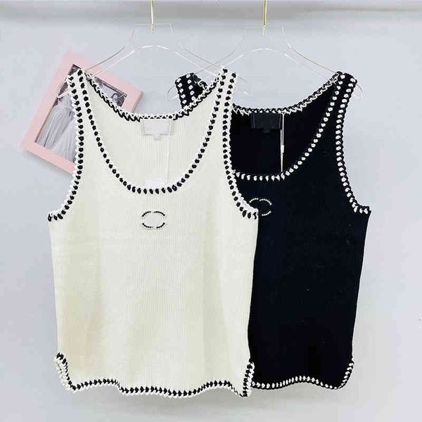 women's knits & tees spring and summer 22 u-shaped temperament thin knitted vest with split hem black white contrast sleeveless women
women's knits & tees spring and summer 22 u-shaped temperament thin knitted vest with split hem black white contrast sleeveless women