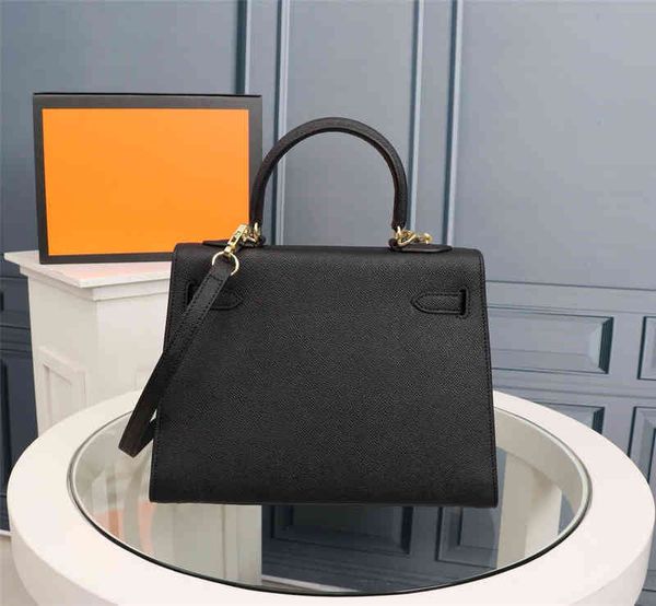 classic luxury women's leather wallet. fashion brand handbag ladies elegant shoulder bag net red
classic luxury women's leather wallet. fashion brand handbag ladies elegant shoulder bag net red