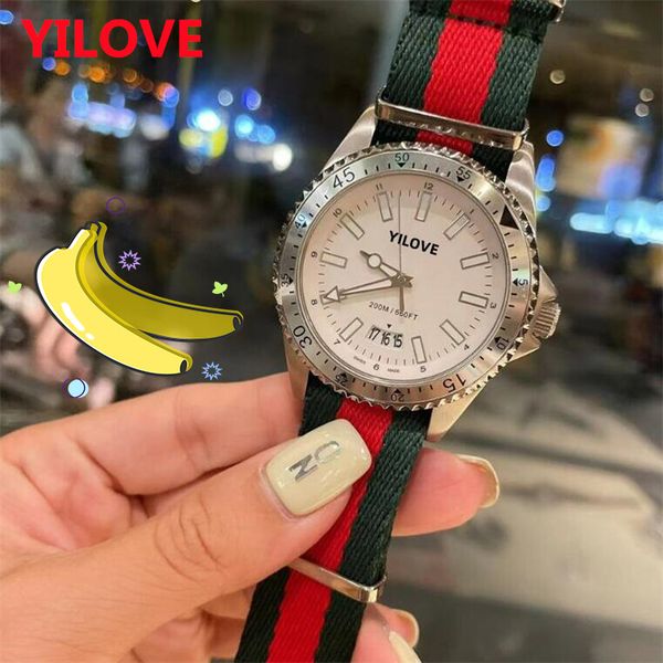 luxury designer neutral personality watch 38mm round ceramic black bezel stainless steel case clock quartz motion trend men's and women, Slivery;brown
luxury designer neutral personality watch 38mm round ceramic black bezel stainless steel case clock quartz motion trend men's and women, Slivery;brown