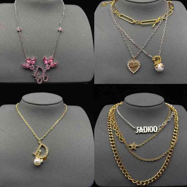 factory outlet pearl bee letter pig nose necklace female heart-shaped star classic neck chain, Silver 
factory outlet pearl bee letter pig nose necklace female heart-shaped star classic neck chain, Silver