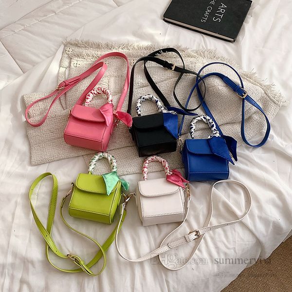 luxury children printed slik handbags girls pu leather square crossbody bags fashion mini purse kids single shoulder princess bag q6412, Black
luxury children printed slik handbags girls pu leather square crossbody bags fashion mini purse kids single shoulder princess bag q6412, Black