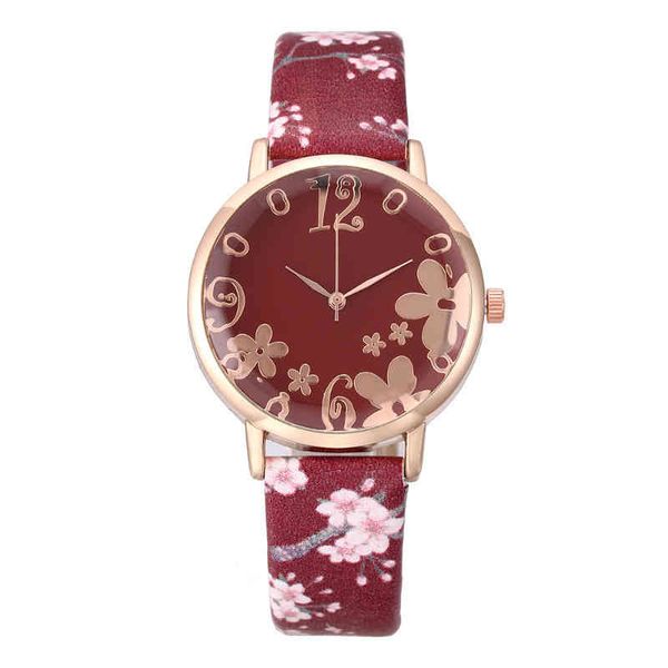 fashion printed women's sweet small dial fine leather belt quartz leisure watch women, Slivery;golden
fashion printed women's sweet small dial fine leather belt quartz leisure watch women, Slivery;golden