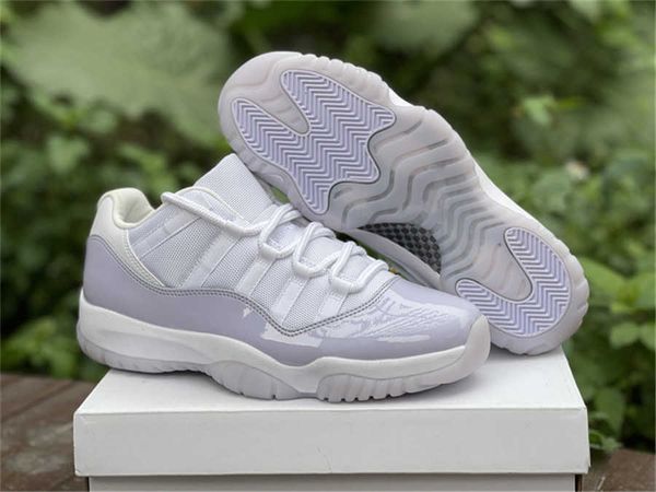 authentic 11 low wmns pure violet white athletic shoes men women 72- black cool grey jubilee real carbon fiber sports sneakers air jordan
authentic 11 low wmns pure violet white athletic shoes men women 72- black cool grey jubilee real carbon fiber sports sneakers air jordan