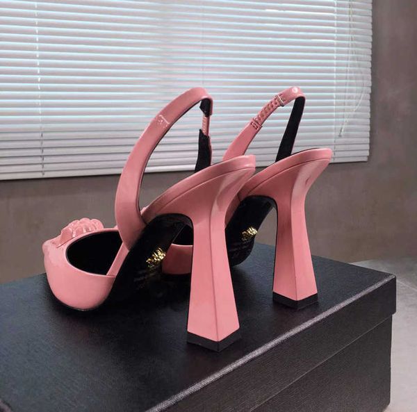 2021 latest fashion patent leather high-heeled sandals pointed decorative pump 11cm designer banquet slide women's shoes factory shoe 4, Black
2021 latest fashion patent leather high-heeled sandals pointed decorative pump 11cm designer banquet slide women's shoes factory shoe 4, Black