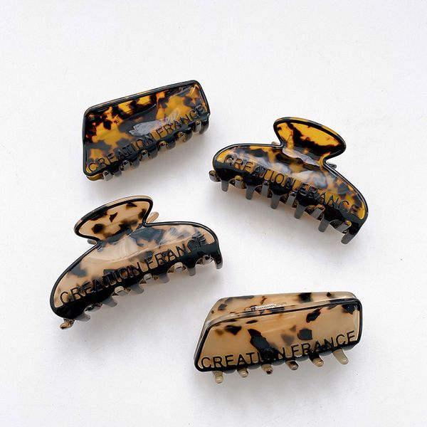 women geometric semicircle hair clamps acetic acid carved letters pattern hair clips female ponytail scrunchies hairpins headdress claws, Slivery;golden
women geometric semicircle hair clamps acetic acid carved letters pattern hair clips female ponytail scrunchies hairpins headdress claws, Slivery;golden