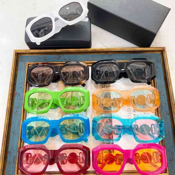 sunglasses head brand fashion personalized large frame sunglasses female star same va4089 djkc, White;black
sunglasses head brand fashion personalized large frame sunglasses female star same va4089 djkc, White;black