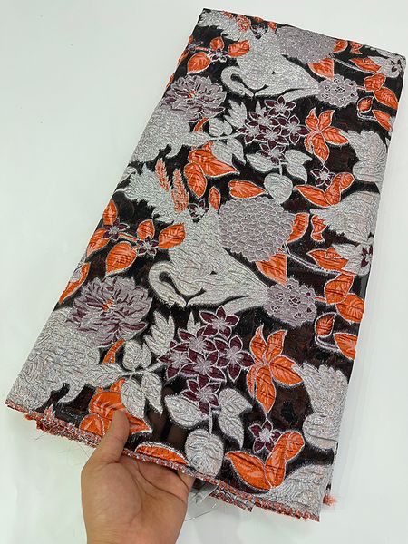 2022 latest french brocade lace 5yards african lace fabric embroidery jacquard tissue for wedding x2284, Black;white
2022 latest french brocade lace 5yards african lace fabric embroidery jacquard tissue for wedding x2284, Black;white