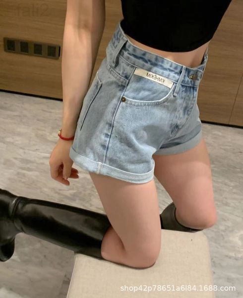 women's jeans designer kim jeans women's 2021 summer new trend washed high waist midpants are thin, curled and versatile shorts 03, Blue 
women's jeans designer kim jeans women's 2021 summer new trend washed high waist midpants are thin, curled and versatile shorts 03, Blue