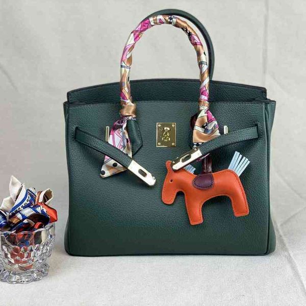 women luxury handbags shoulder tuen brikins herme 's hand bag large capacity litchi pattern texture
women luxury handbags shoulder tuen brikins herme 's hand bag large capacity litchi pattern texture