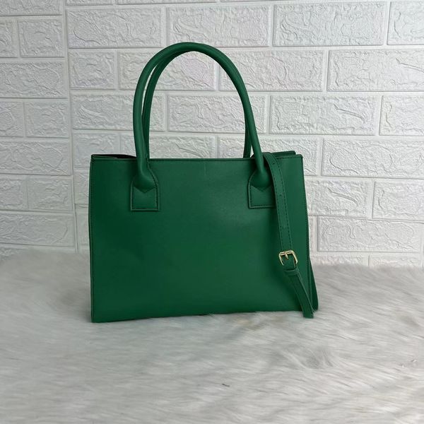 custom vegan leather i speak fluent french tote bag handbag for women purses large capacity crossbody bags vintage ladies handbag
custom vegan leather i speak fluent french tote bag handbag for women purses large capacity crossbody bags vintage ladies handbag