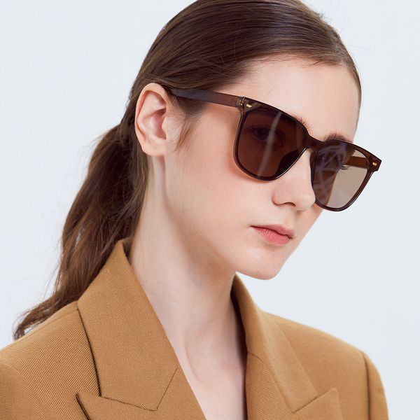 oversized frame sunglasses women men trendy personality versaitile street beat sun glasses retro simplicity shadesuv400 220623, White;black
oversized frame sunglasses women men trendy personality versaitile street beat sun glasses retro simplicity shadesuv400 220623, White;black