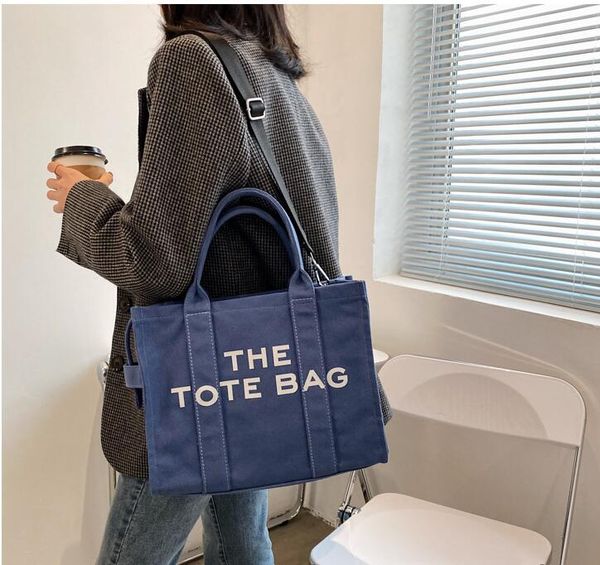 designers tote bag fashion shoulder big capacity letters printing handbag canvas crossbody purses shopping bags
designers tote bag fashion shoulder big capacity letters printing handbag canvas crossbody purses shopping bags