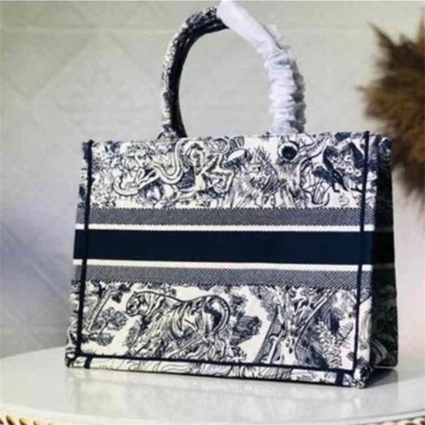 luxurys designers handbags tote bags brand high-capacity handbag minimalist commuter shoulder bag woman superior quality eh1a
luxurys designers handbags tote bags brand high-capacity handbag minimalist commuter shoulder bag woman superior quality eh1a