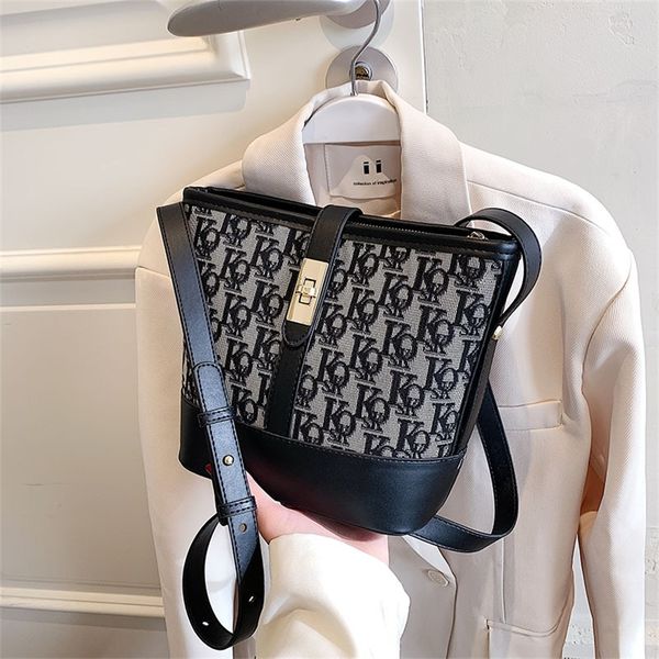 bags bag female spring 2022 new printed letter bucket bag trend sling one shoulder messenger now purse
bags bag female spring 2022 new printed letter bucket bag trend sling one shoulder messenger now purse