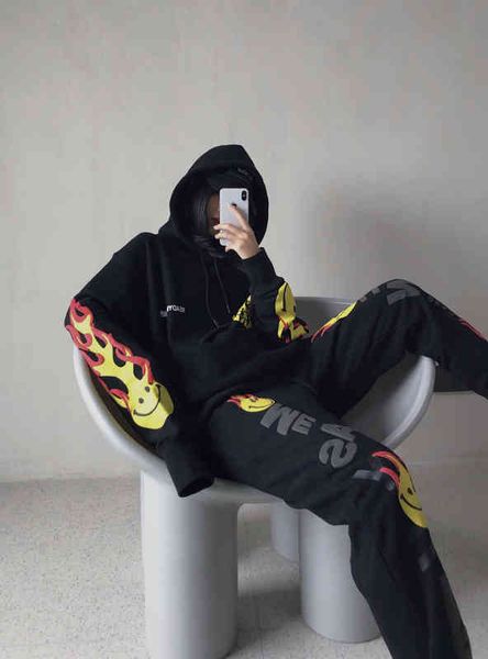 new design brand men's fashion foam letters smiling face kirin arm flame sweater loose hoodie american, Black