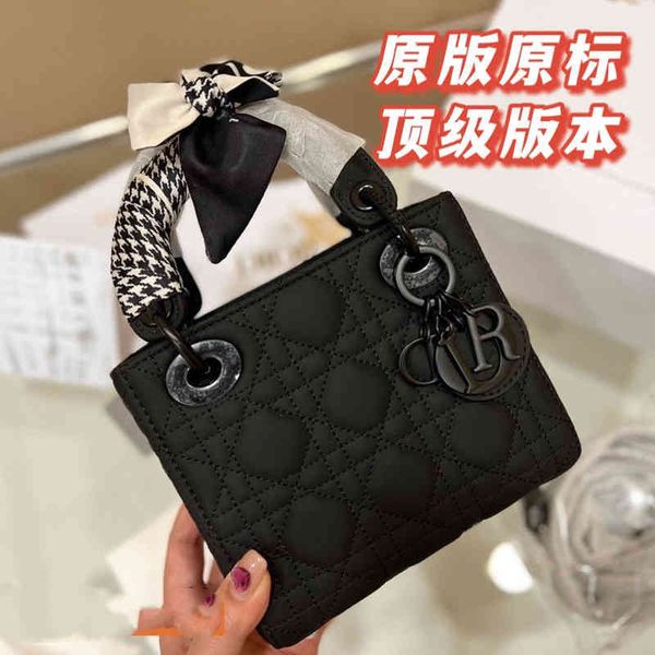 handbag princess's small lady's women's leather fashion rhombic chain one shoulder messenger designer clutch bag purses ladie
handbag princess's small lady's women's leather fashion rhombic chain one shoulder messenger designer clutch bag purses ladie