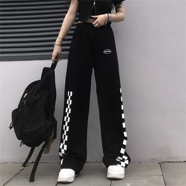 houzhou korean fashion oversize plaid women's sports pants harajuku jogging balck sweatpants baggy loose wide leg trousers femme 220325, Black;white
houzhou korean fashion oversize plaid women's sports pants harajuku jogging balck sweatpants baggy loose wide leg trousers femme 220325, Black;white