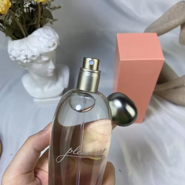 women perfumes for new age woman perfume spray100ml lady sweet fragrance floral note charming smell fast delivery 66531-paris
women perfumes for new age woman perfume spray100ml lady sweet fragrance floral note charming smell fast delivery 66531-paris