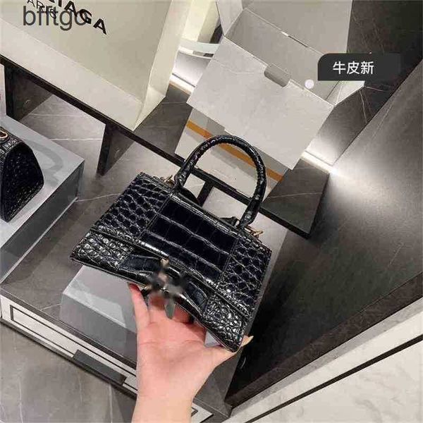 luxurys balencaigass fashion handbags bag 2022 women's hourglass crocodile pure cowhide leather high
luxurys balencaigass fashion handbags bag 2022 women's hourglass crocodile pure cowhide leather high