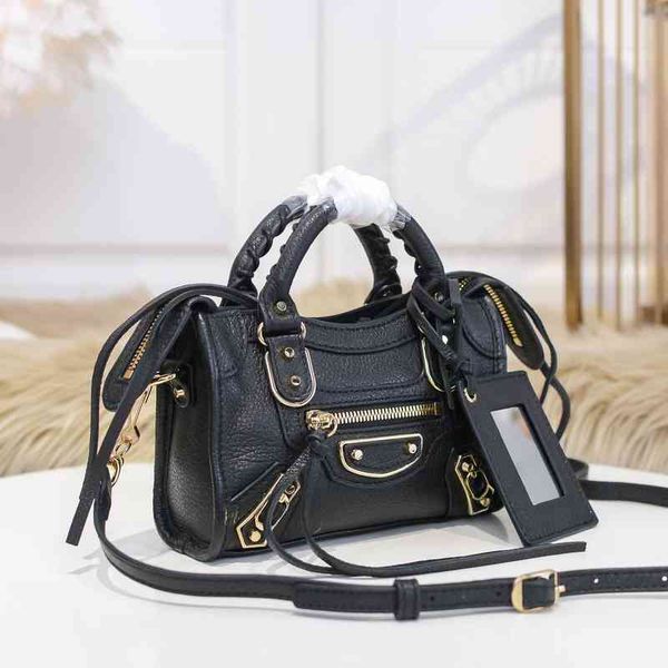 handbags medieval women's 2022 autumn and winter minority underarm sheepskin locomotive sling one shoulder oblique span
handbags medieval women's 2022 autumn and winter minority underarm sheepskin locomotive sling one shoulder oblique span