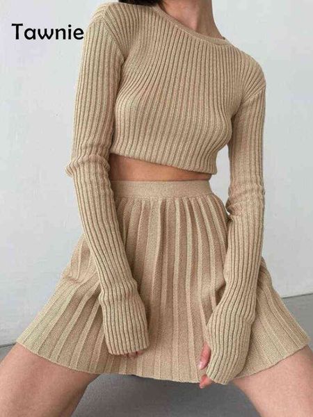 gitana autumn knitted skirt sets 2022 women suits with skirt long sleeve slim crop sweater and pleated skirt matching sets t220729, Gray
gitana autumn knitted skirt sets 2022 women suits with skirt long sleeve slim crop sweater and pleated skirt matching sets t220729, Gray