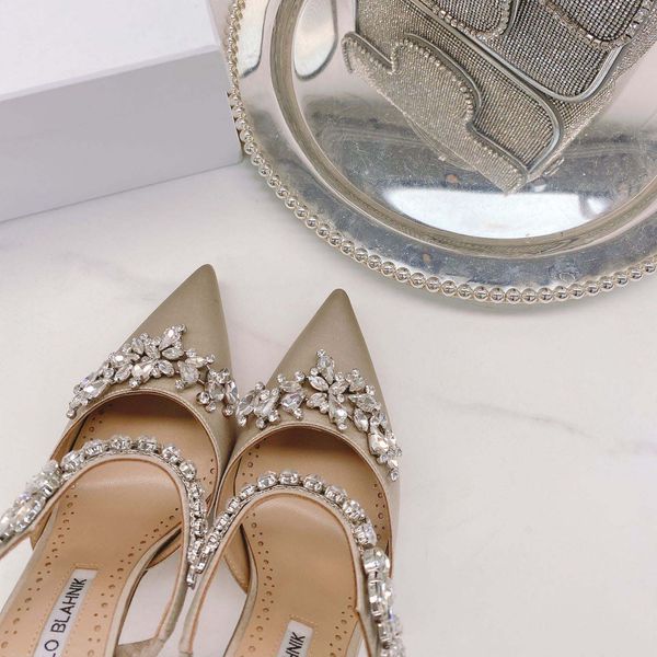 summer new style sandal shoes pointed rhinestone bow tie cross strap satin french minority covered head high heel sandals single shoe women, Black
summer new style sandal shoes pointed rhinestone bow tie cross strap satin french minority covered head high heel sandals single shoe women, Black