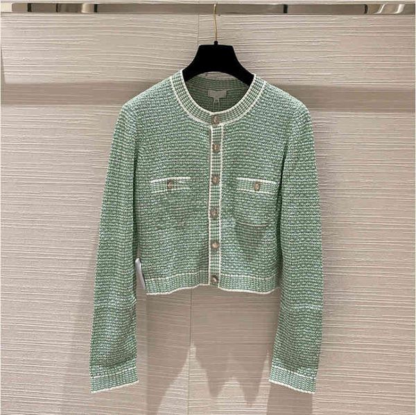 2022c factory direct sale trendy brand men's t-shirts women's c spring 2022 and autumn short knitted cardigan sweater coat stripe, White
2022c factory direct sale trendy brand men's t-shirts women's c spring 2022 and autumn short knitted cardigan sweater coat stripe, White