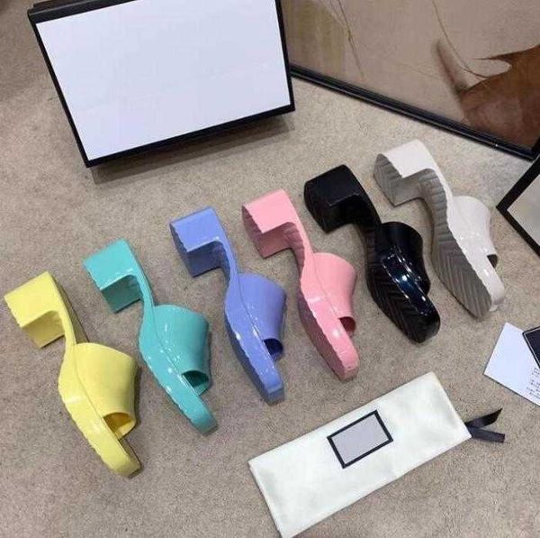 2022 new luxury women designer shoes slippers high heels candy colors rubber solid jelly shoes fashion holiday beach summer slides slip-on o, Black
2022 new luxury women designer shoes slippers high heels candy colors rubber solid jelly shoes fashion holiday beach summer slides slip-on o, Black