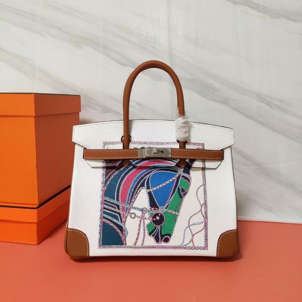 30cm fashion leather totes graffiti design bag luxury purse brand handbag fully handmade wax line thread italy togo leather limited edtion w
30cm fashion leather totes graffiti design bag luxury purse brand handbag fully handmade wax line thread italy togo leather limited edtion w