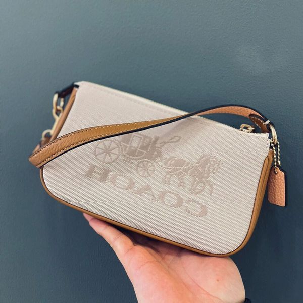 designer bags new women's nolita 19 carriage pattern mahjong canvas color matching armpit handbag
designer bags new women's nolita 19 carriage pattern mahjong canvas color matching armpit handbag
