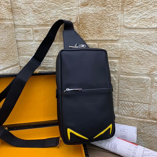 3a+ crossbody shoulder bags f526-4 luxury designer bags designers men and womencross chest bag purse waterproof nylon material wallet
3a+ crossbody shoulder bags f526-4 luxury designer bags designers men and womencross chest bag purse waterproof nylon material wallet