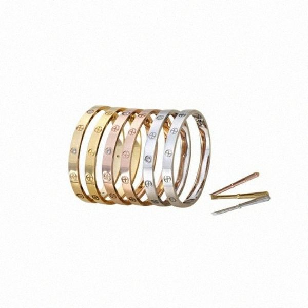 2022 classical designer bangle bracelet gold female fashion bracelets birthday gift engagement valentine day jewelry accessories with box f4, Golden;silver
2022 classical designer bangle bracelet gold female fashion bracelets birthday gift engagement valentine day jewelry accessories with box f4, Golden;silver