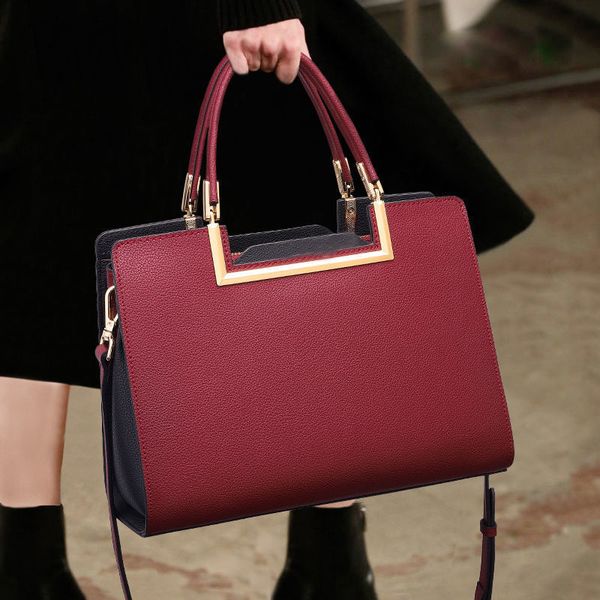 fashion ladies 2022 new bag high women's messenger handbag designer bags for women handbags wholesale
fashion ladies 2022 new bag high women's messenger handbag designer bags for women handbags wholesale