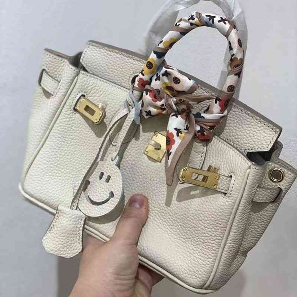 luxury classic handbags birkinss 2022 female bag big brand same togo cowhide mini platinum single shoulder diagonal lock
luxury classic handbags birkinss 2022 female bag big brand same togo cowhide mini platinum single shoulder diagonal lock