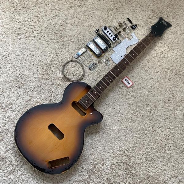 diy hofner club 4 strings electric bass guitar with all hardwares in stock
diy hofner club 4 strings electric bass guitar with all hardwares in stock