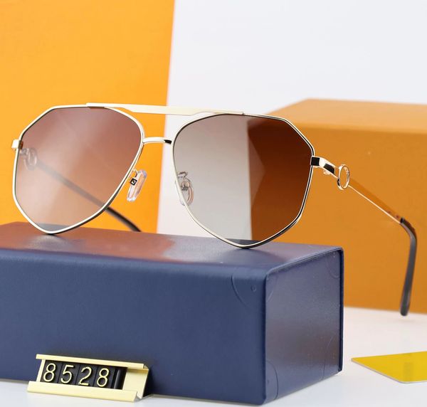 fashion sunglasses eyewear sun glasses designer mens womens brown cases black metal frame dark lenses with box, White;black
fashion sunglasses eyewear sun glasses designer mens womens brown cases black metal frame dark lenses with box, White;black