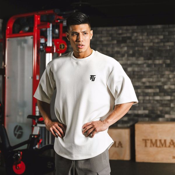 mens oversized fit short sleeve t-shirt with dropped shoulder loose fitness t shirt gym bodybuilding tees 220707, White;black
mens oversized fit short sleeve t-shirt with dropped shoulder loose fitness t shirt gym bodybuilding tees 220707, White;black